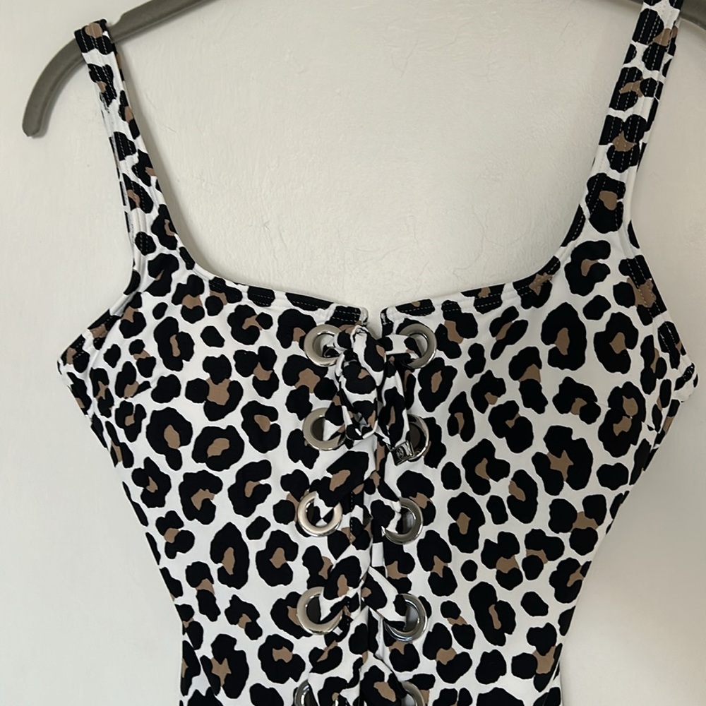 NWT Michael Kors Printed Lace Up Swimsuit - Picture 7 of 11